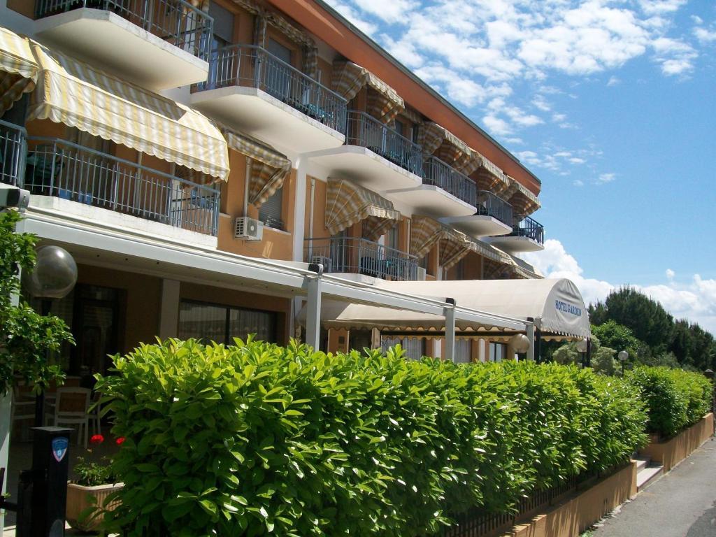 Residenza Hotel Garden Toscolano Maderno Exterior foto